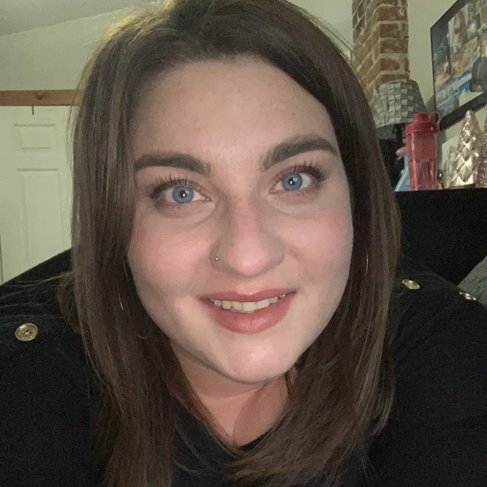 Meet your Posher, Stephanie